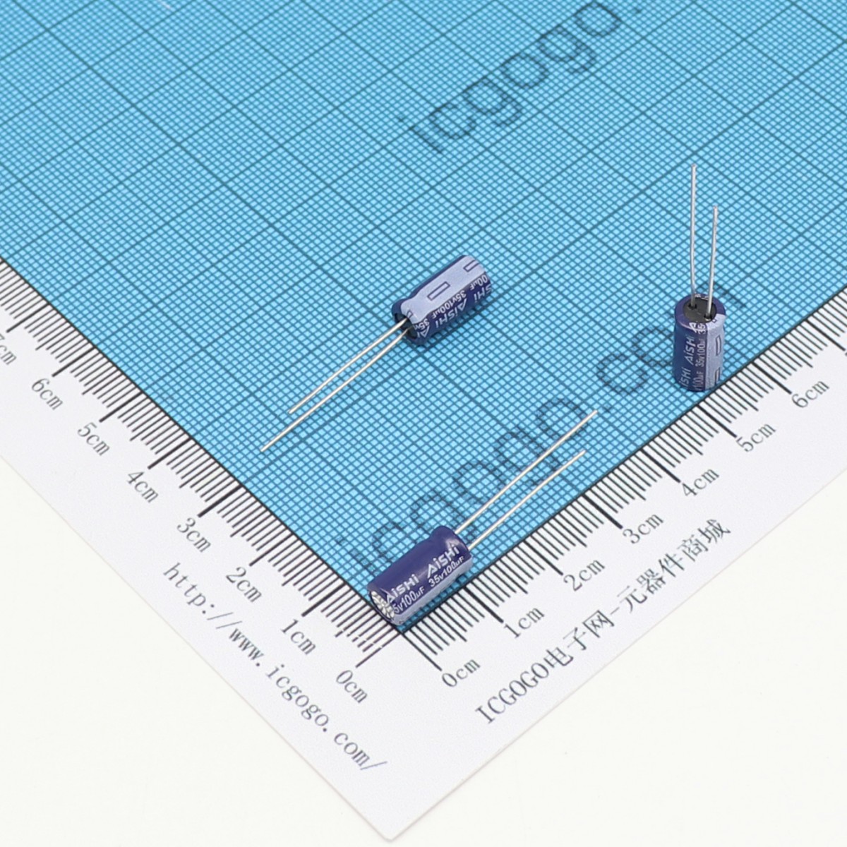 艾华 直插铝电解电容 100UF 35V φ 6.3*12 mm AiSHi ERS1VM101E12OT  RS 长寿命 高波纹 低阻抗 ±20%